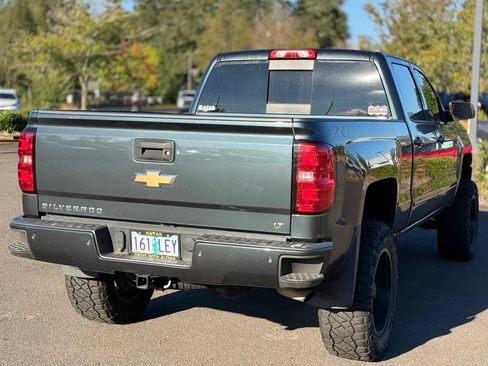 Used 2018 Chevrolet Silverado 1500 LT w/ All Star Edition AWD/4WD image 4
