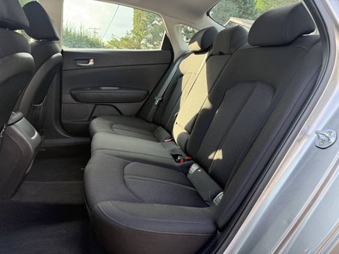 Used 2016 Kia Optima LX FWD image 11