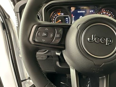 New 2026 Jeep Wrangler Unlimited Rubicon image 24