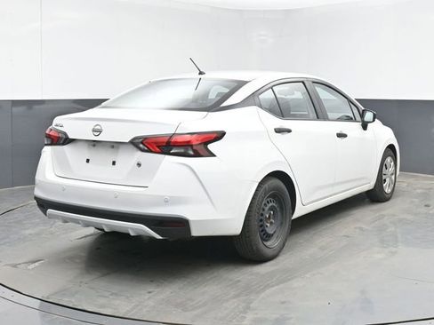 Used 2023 Nissan Versa S FWD image 14