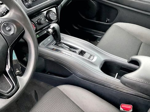 Used 2019 Honda HR-V LX image 15