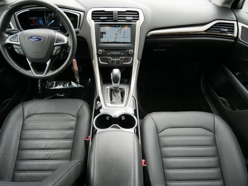 Used 2016 Ford Fusion SE w/ Equipment Group 202A FWD image 13