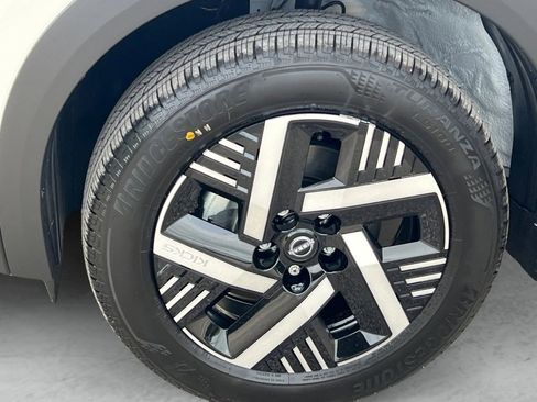 New 2026 Nissan Kicks SV FWD image 24