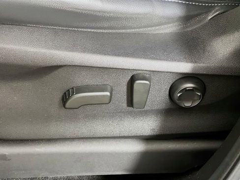 Used 2024 Subaru Ascent Limited image 11