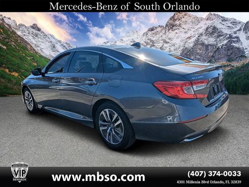 Used 2018 Honda Accord Touring image 18