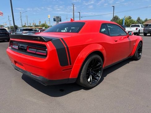 Used 2020 Dodge Challenger R/T Scat Pack RWD image 4