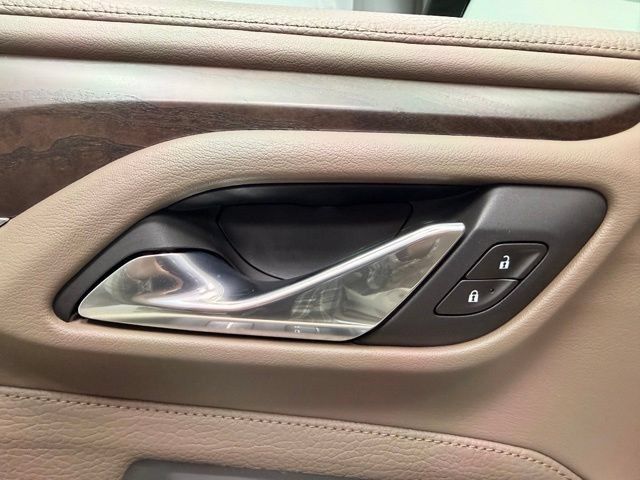 Used 2021 GMC Yukon Denali w/ Denali Premium Package AWD/4WD image 28