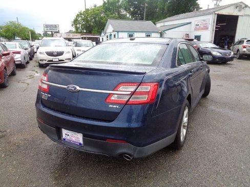 Used 2017 Ford Taurus SEL FWD image 32