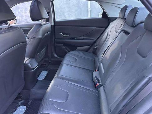 Used 2023 Hyundai Elantra Limited w/ Cargo Package image 16