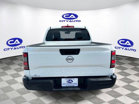 Used 2023 Nissan Frontier S RWD image 4