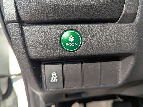 Used 2020 Honda Fit LX image 23