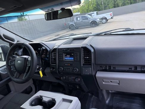 Used 2015 Ford F150 XL w/ Equipment Group 101A Mid RWD image 16
