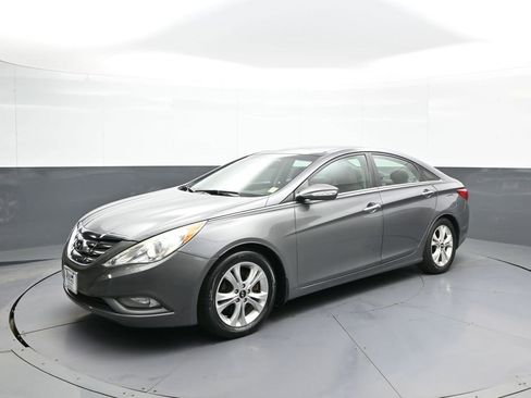 Used 2012 Hyundai Sonata Limited w/ Navigation Pkg image 10