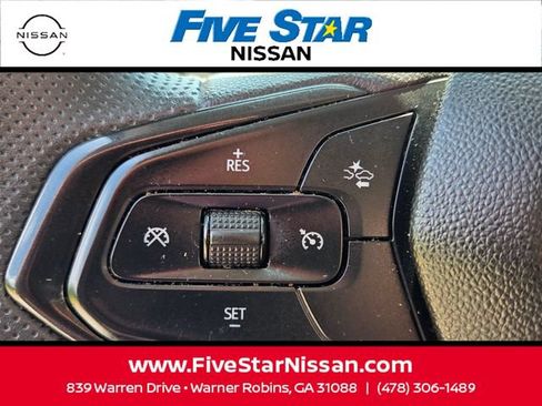 Used 2022 Chevrolet TrailBlazer LT FWD image 27