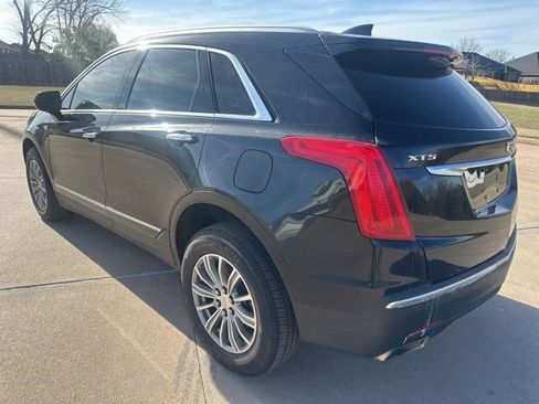 Used 2018 Cadillac XT5 Luxury w/ Driver Awareness Package image 3