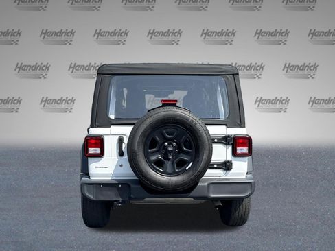 Used 2022 Jeep Wrangler Unlimited Sport AWD/4WD image 8