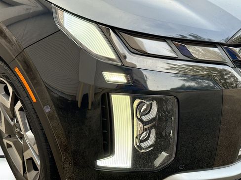 Used 2023 Hyundai Palisade Limited image 35