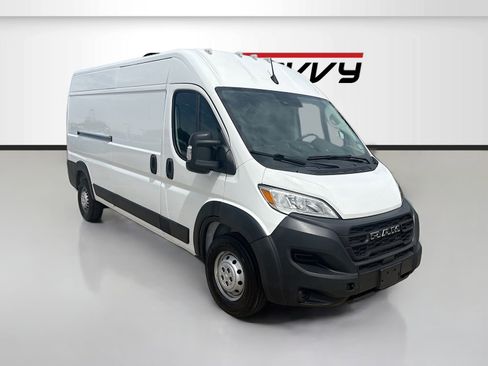 Used 2023 RAM ProMaster 2500 FWD image 1