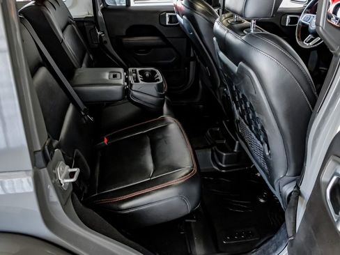 Used 2020 Jeep Wrangler Unlimited Rubicon image 34