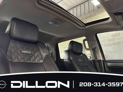 Used 2018 Toyota Tundra Platinum AWD/4WD image 16