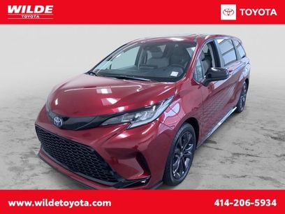 Used 2025 Toyota Sienna XSE