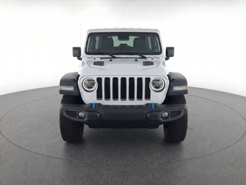 Used 2025 Jeep Wrangler Unlimited Rubicon 4xe w/ Convenience Group AWD/4WD image 7