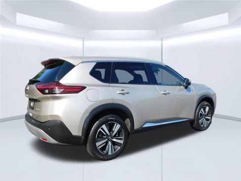 Used 2021 Nissan Rogue SL w/ Premium Package AWD/4WD image 3