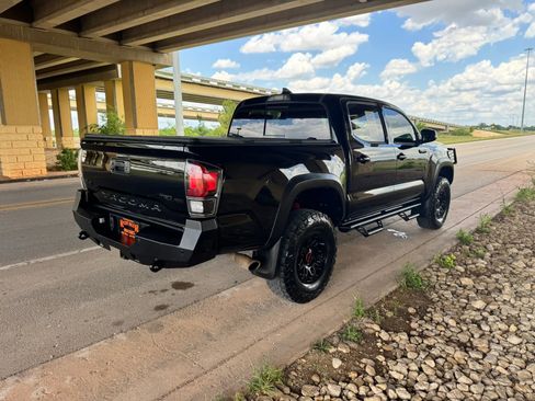 Used 2019 Toyota Tacoma TRD Pro AWD/4WD image 3