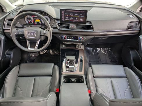 Used 2023 Audi Q5 e Premium w/ Convenience Package AWD/4WD image 7