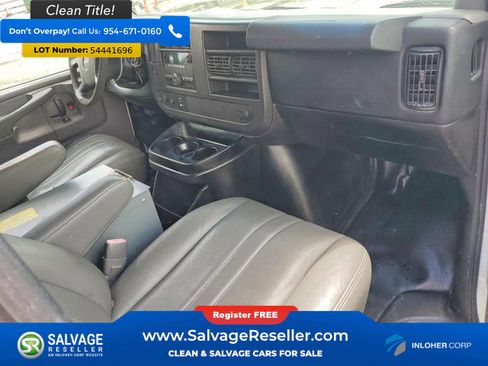 Used 2014 GMC Savana 2500 RWD image 11
