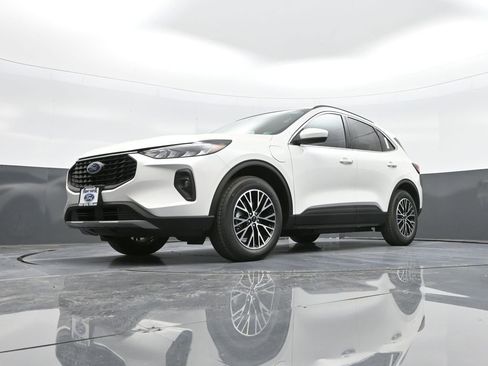 New 2025 Ford Escape SE image 34