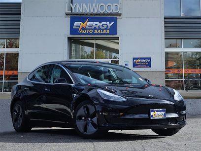 Used 2018 Tesla Model 3 Mid Range