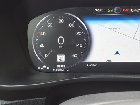 Used 2020 Volvo XC40 T5 Momentum w/ Protection Package Premier AWD/4WD image 27