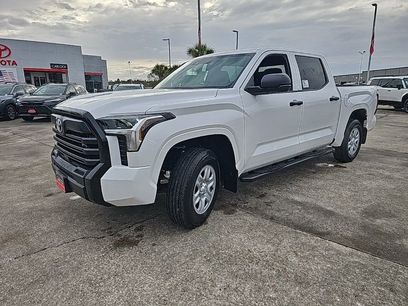 New 2025 Toyota Tundra SR w/ SR Tow Package