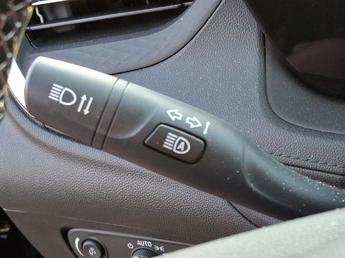 Certified 2024 Buick Encore GX Preferred FWD image 27