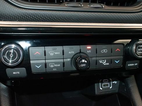 Used 2023 Jeep Compass Trailhawk AWD/4WD image 29