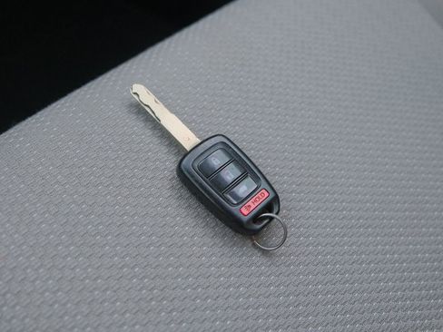 Used 2017 Honda HR-V LX image 10