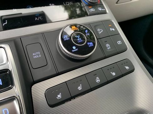 Certified 2024 Hyundai Palisade Calligraphy AWD/4WD image 30