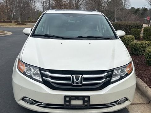 Used 2014 Honda Odyssey Touring Elite image 1