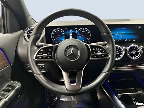 Certified 2023 Mercedes-Benz GLA 250 4MATIC image 16