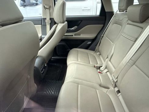 Used 2022 Lincoln Corsair Reserve w/ Equipment Group 201A image 8