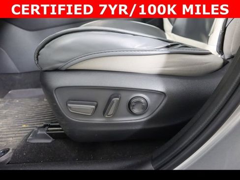 Used 2025 Toyota RAV4 XLE w/ Convenience Package AWD/4WD image 21