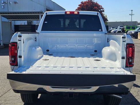 New 2026 RAM 2500 Tradesman AWD/4WD image 10