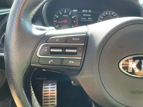 Used 2018 Kia Stinger GT1 AWD/4WD image 26