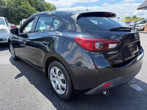 Used 2016 MAZDA MAZDA3 i Sport FWD image 7