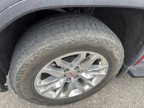 Used 2019 GMC Sierra 1500 SLT w/ SLT Premium Plus Package AWD/4WD image 2