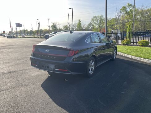 Used 2021 Hyundai Sonata SE FWD image 3