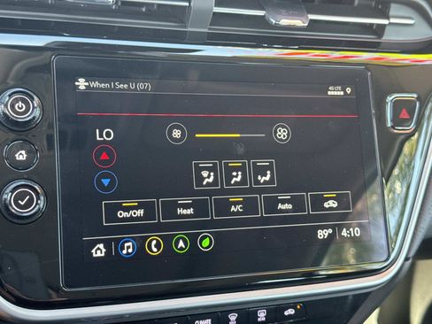 Used 2023 Chevrolet Bolt EUV Premier w/ Sun & Sound Package FWD image 15