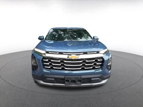 Used 2025 Chevrolet Equinox LT FWD image 4