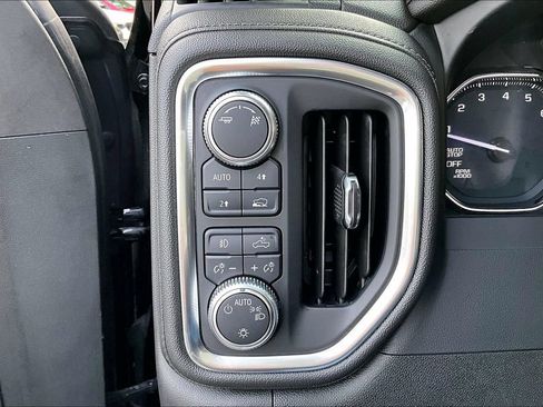 Used 2019 GMC Sierra 1500 Elevation w/ Trailering Package AWD/4WD image 16